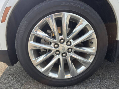 2019 Cadillac XT5 Premium Luxury