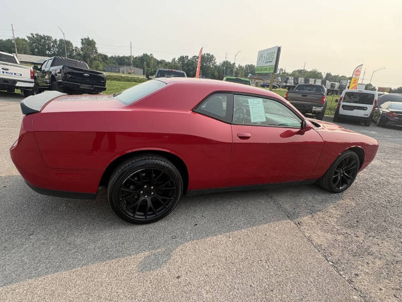 2016 Dodge Challenger SXT