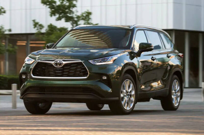 2023 Toyota Highlander for sale at Diamante Leasing in Brooklyn NY
