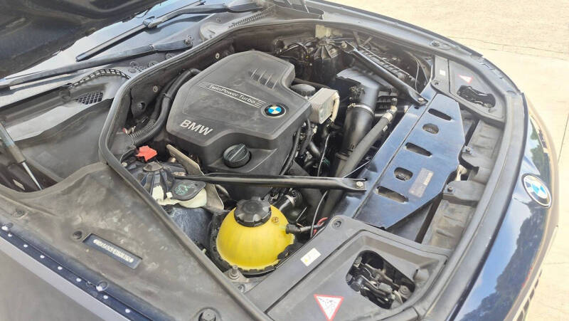 2014 BMW 5 Series 528i