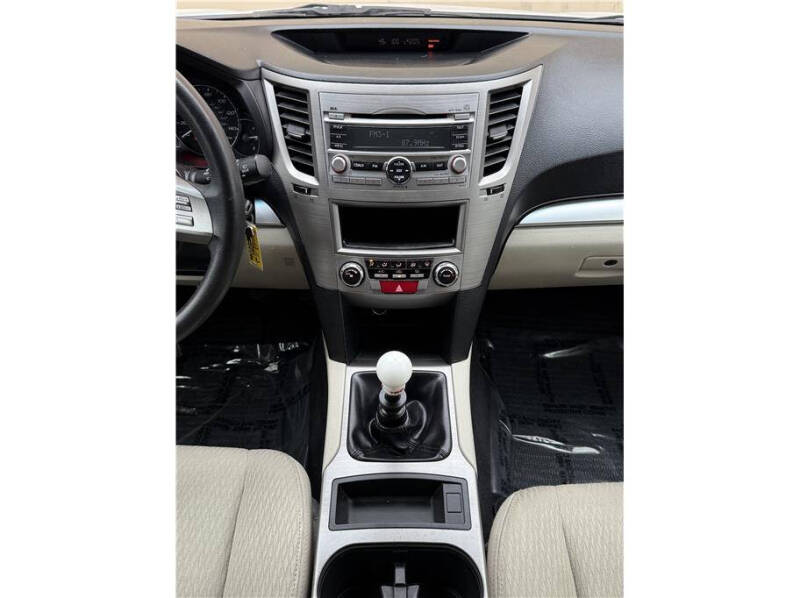 2011 Subaru Outback 2.5i