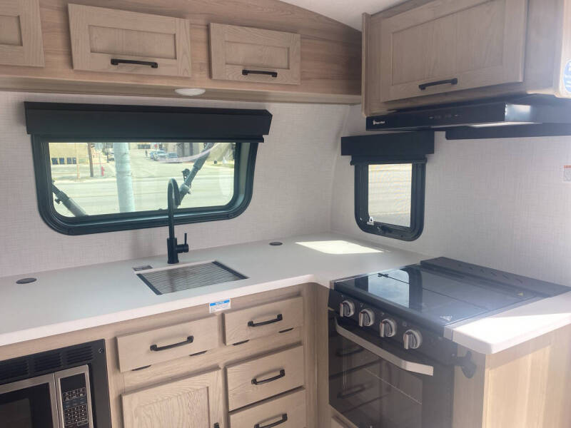 2025 Flagstaff E-PRO 20FK