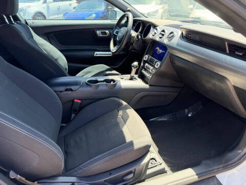 2020 Ford Mustang