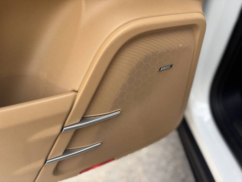 2018 Porsche Cayenne Platinum Edition