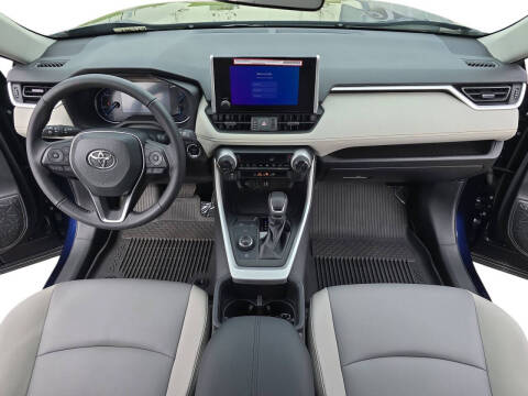 2024 Toyota RAV4 Hybrid XLE Premium