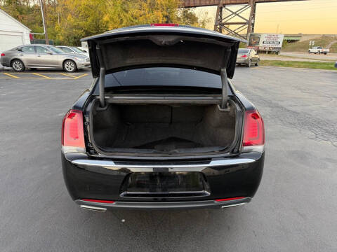 2020 Chrysler 300 Touring