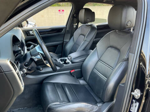 2020 Porsche Cayenne E-Hybrid