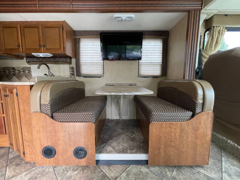 2014 Ford Motorhome Chassis