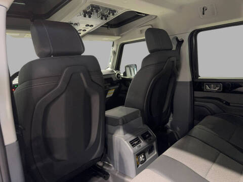 2024 Ineos Grenadier Fieldmaster