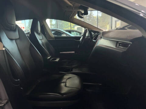 2013 Tesla Model S