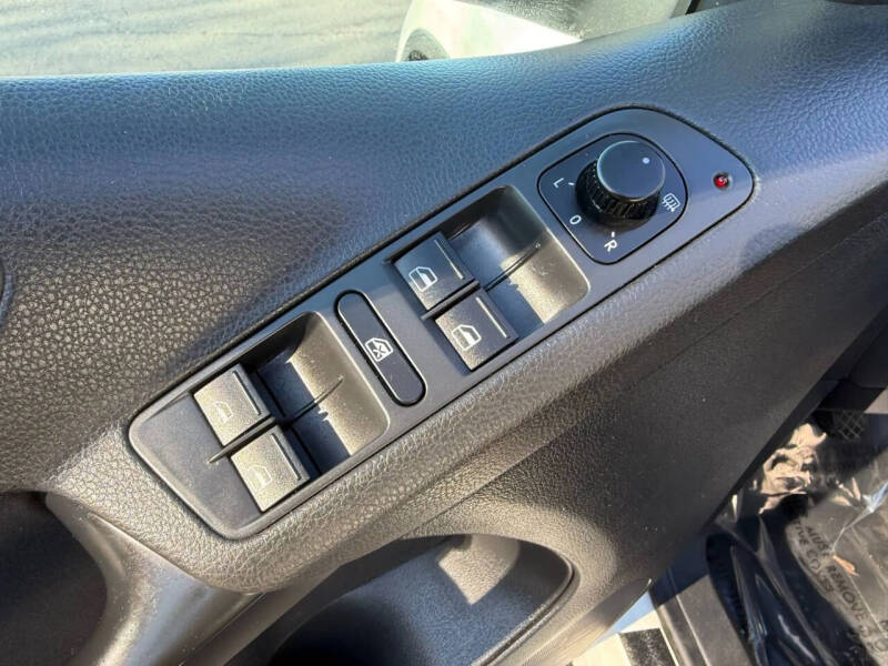 2012 Volkswagen Tiguan S