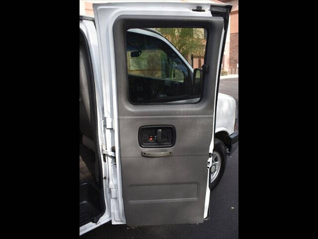 2015 Chevrolet Express LT 2500