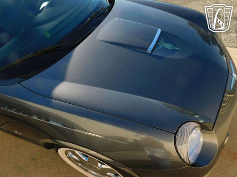 2003 Ford Thunderbird