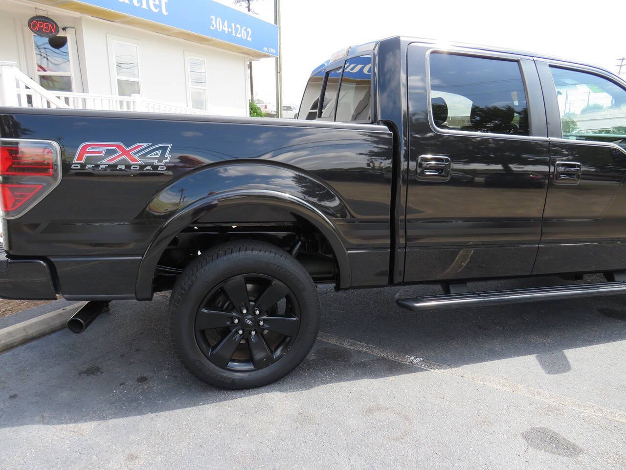 2014 Ford F-150 for sale at Colbert's Auto Outlet in Hickory, NC