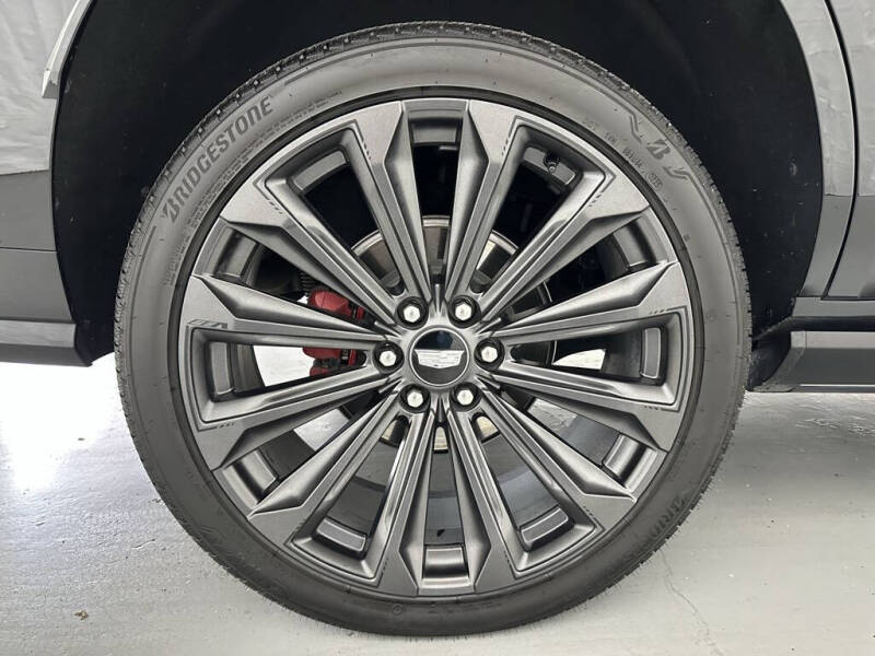 2025 Cadillac Escalade-V