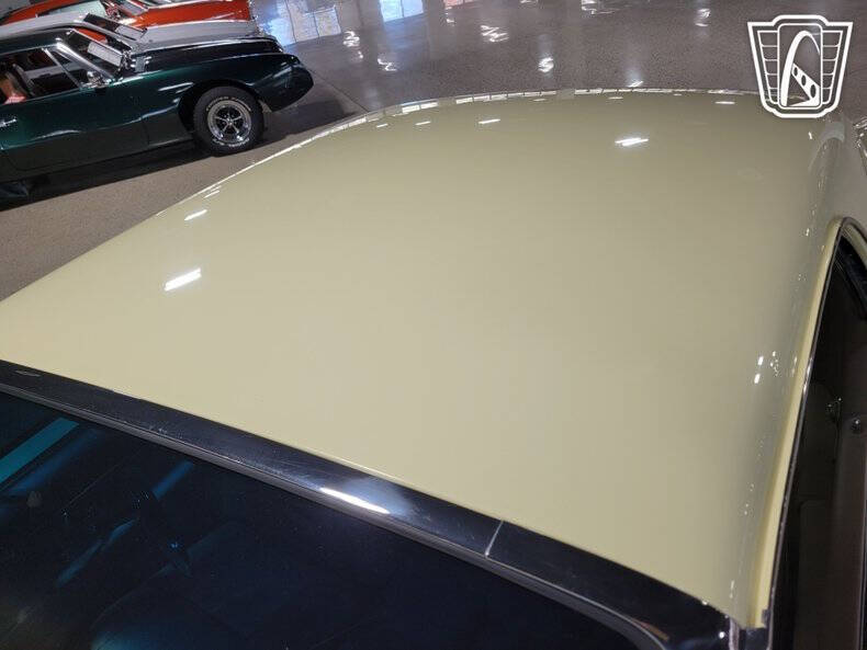 1963 Ford Thunderbird