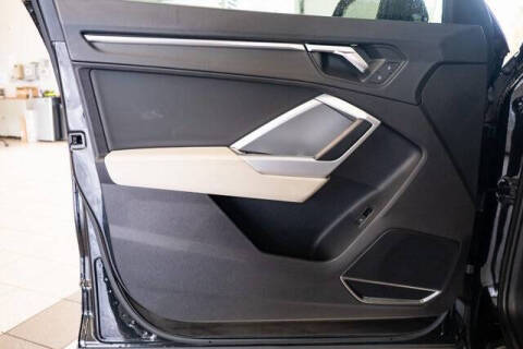 2019 Audi Q3 quattro S line Prem Plus 45 TFSI