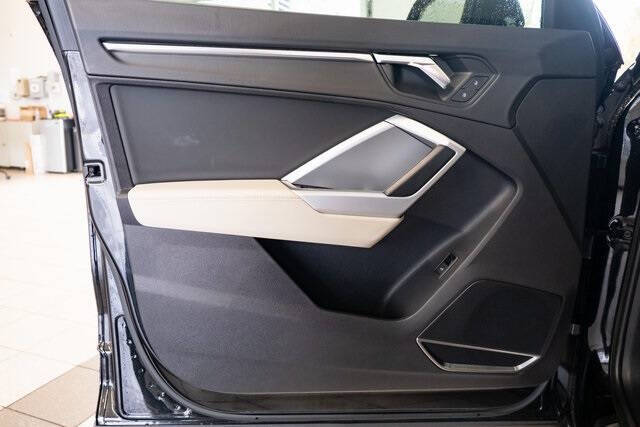 2019 Audi Q3 quattro S line Prem Plus 45 TFSI