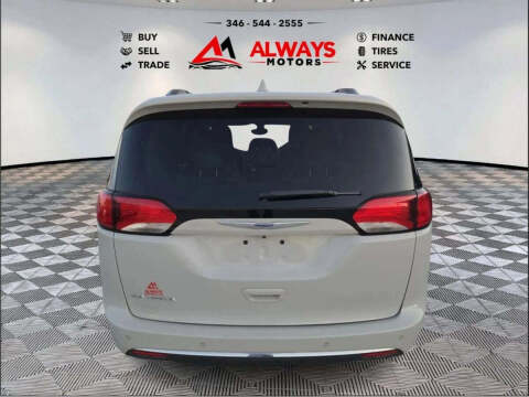 2020 Chrysler Pacifica Touring L Plus