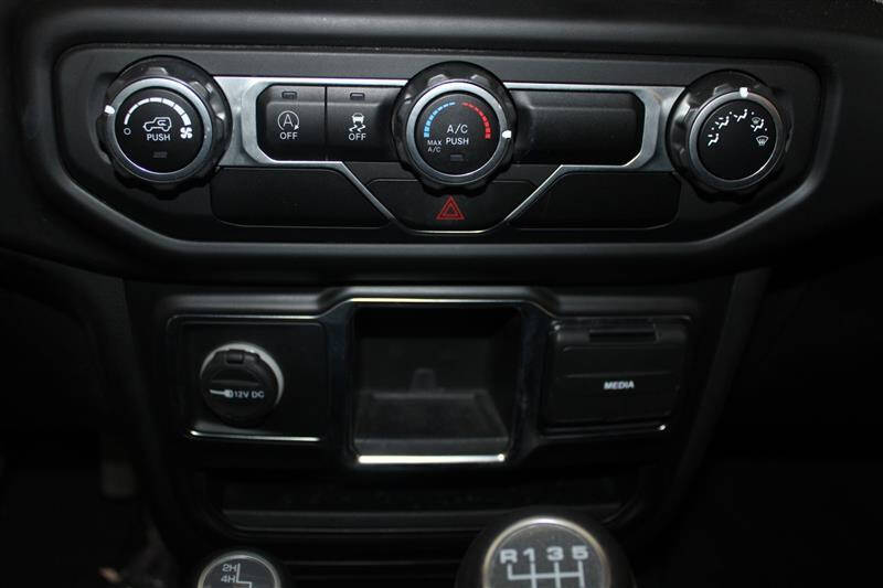 2021 Jeep Gladiator Sport