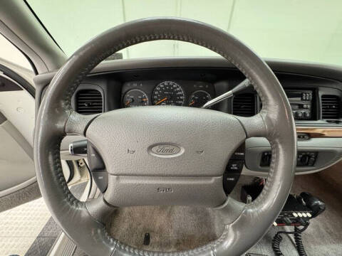 1997 Ford Crown Victoria LX