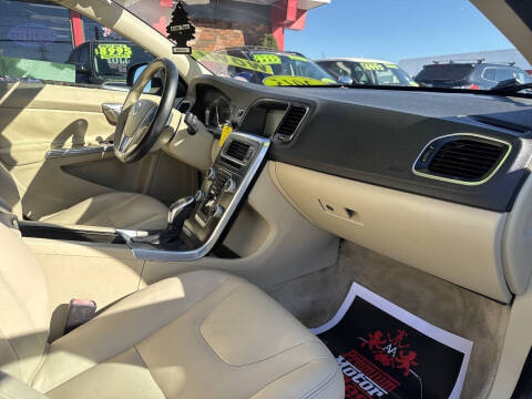 2015 Volvo S60 T5 Drive-E Premier