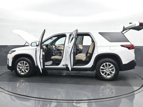 2023 Chevrolet Traverse LS