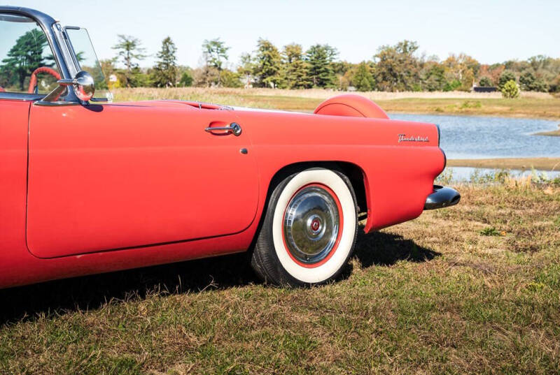 1956 Ford Thunderbird