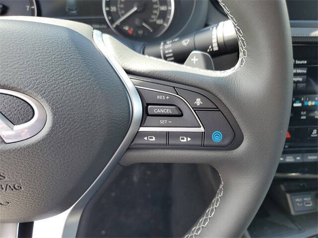 2025 Infiniti QX50 Luxe