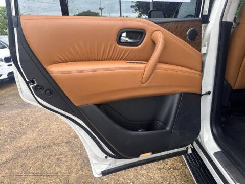 2016 Infiniti QX80