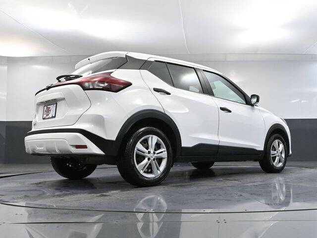 2022 Nissan Kicks S