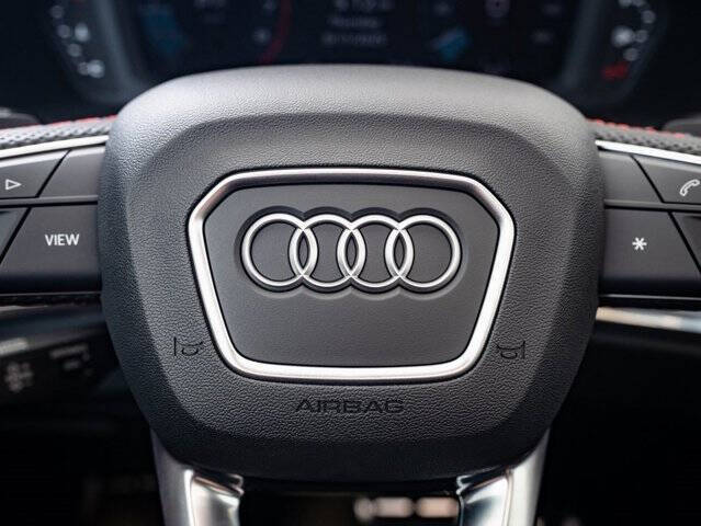 2025 Audi Q3 quattro S line Prem Plus 45 TFSI