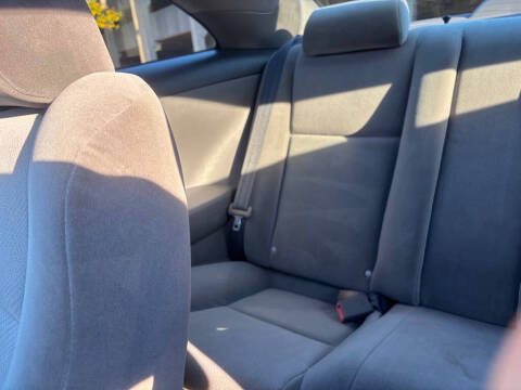 2004 Toyota Camry Solara SE