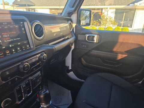 2023 Jeep Wrangler Sahara