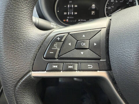 2020 Nissan Kicks SV