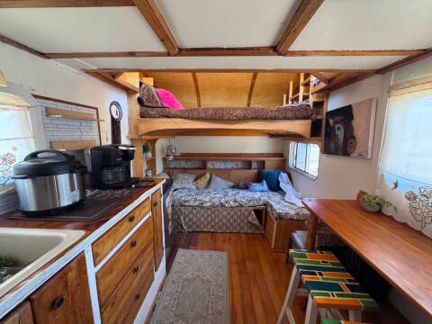 1973 Komfort Coach