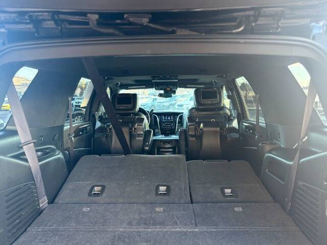 2017 Cadillac Escalade Platinum