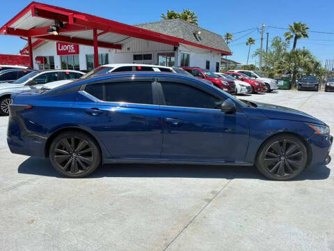 2022 Nissan Altima 2.5 SR