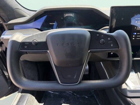2022 Tesla Model S Plaid
