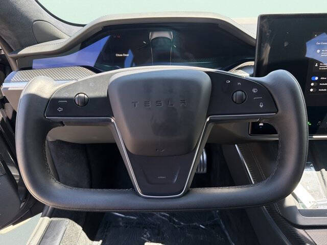 2022 Tesla Model S Plaid
