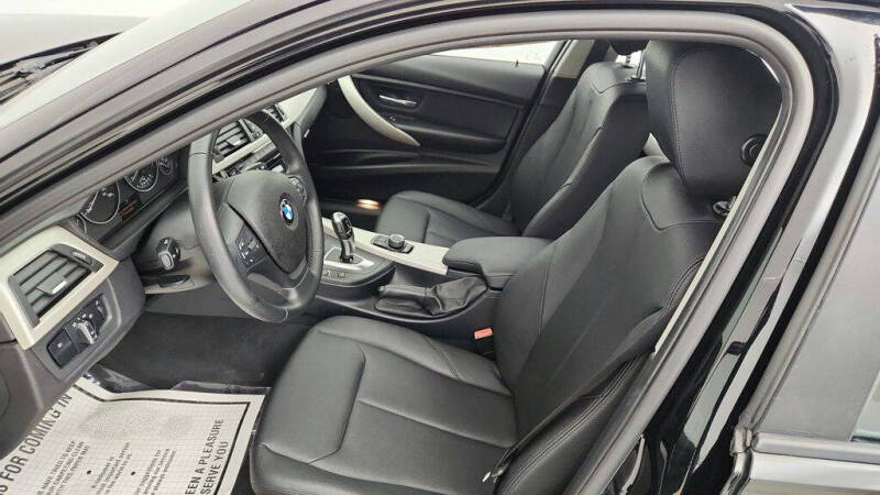 2016 BMW 3 Series 320i