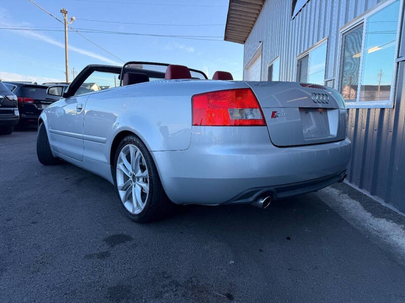 2005 Audi S4 quattro