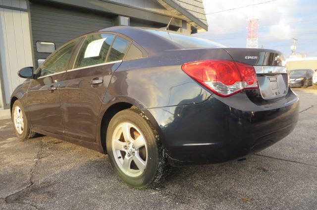 2014 Chevrolet Cruze 1LT photo 3