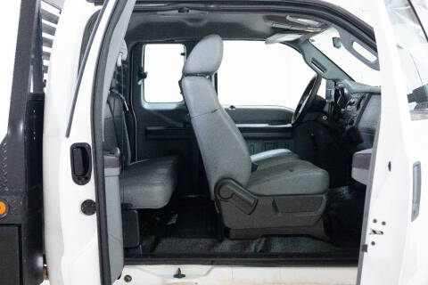 2011 Ford F-350 Super Duty XL