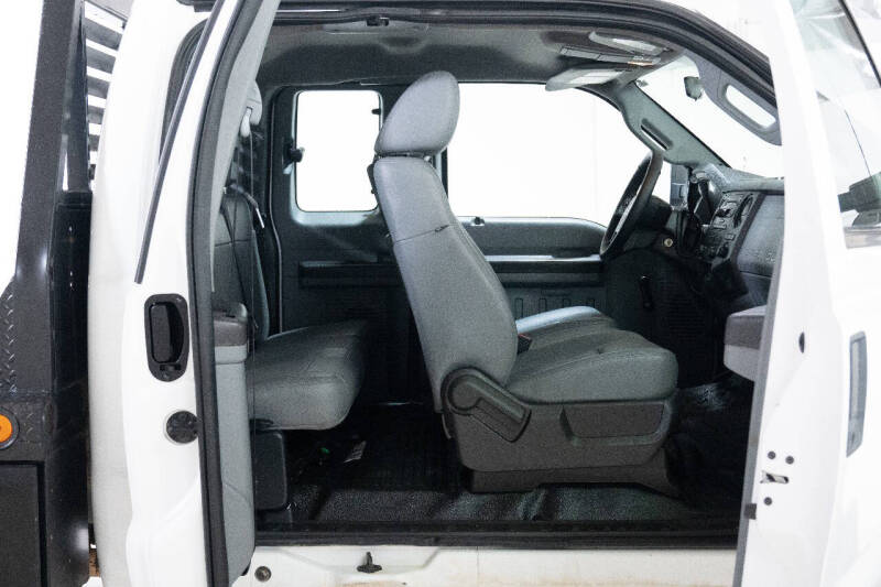 2011 Ford F-350 Super Duty XL