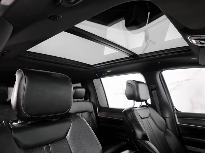 2023 Jeep Wagoneer Series II