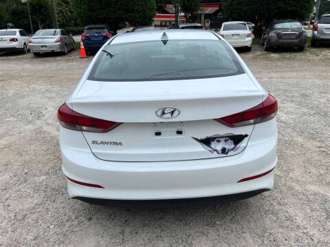 2018 Hyundai Elantra