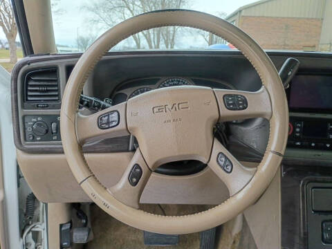 2003 GMC Yukon Denali