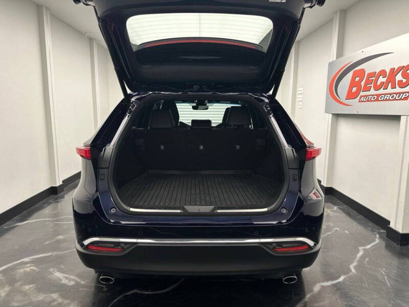 2021 Toyota Venza XLE