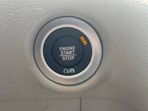 2021 Chrysler Voyager LX